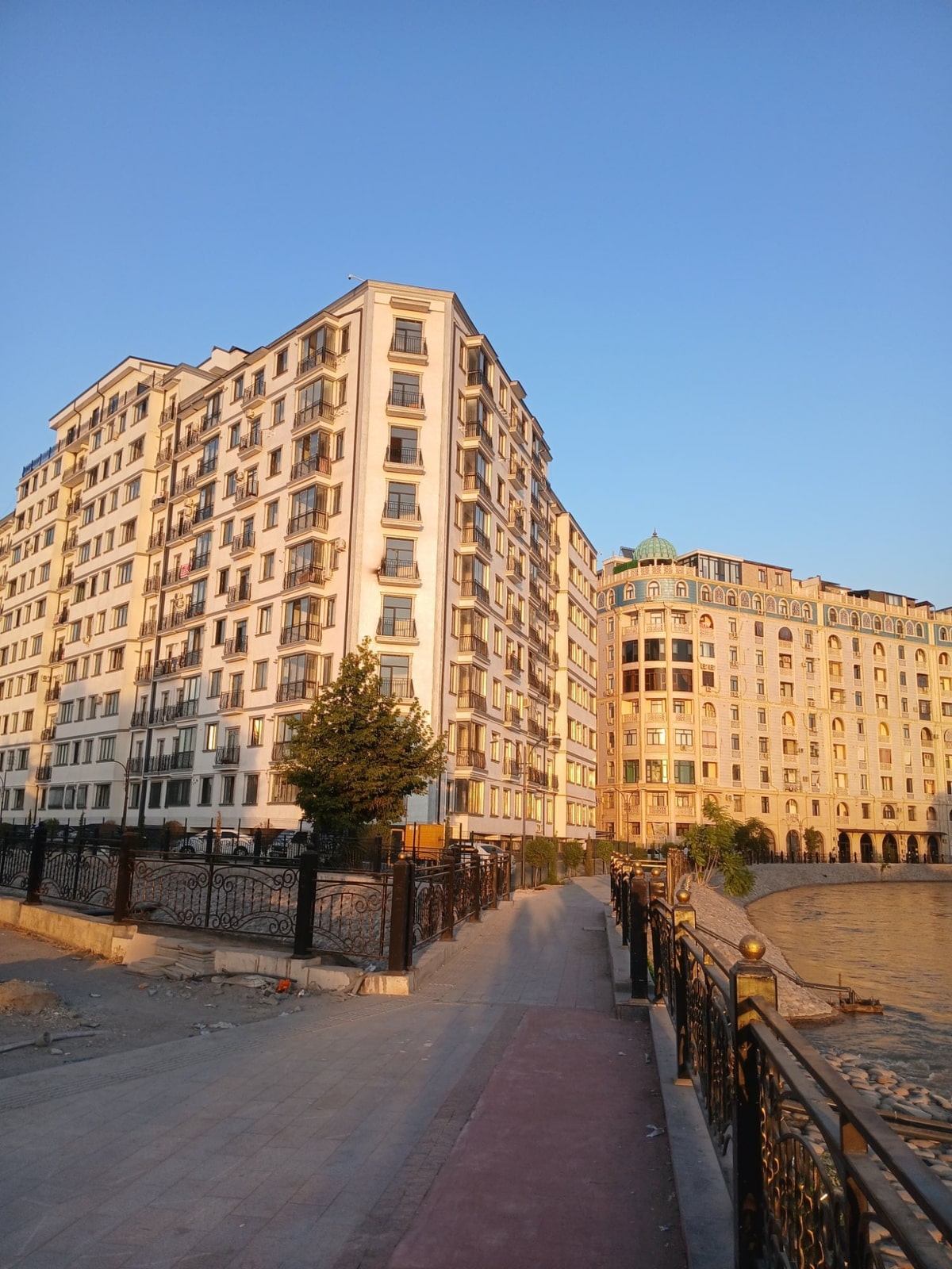 Продаётся 1-комнатная квартира в ЖК Chashma Residence