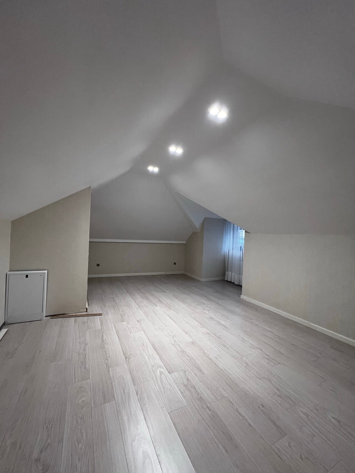 Новый дом 250 м² на участке 2,2 сотки в Мирабадском районе