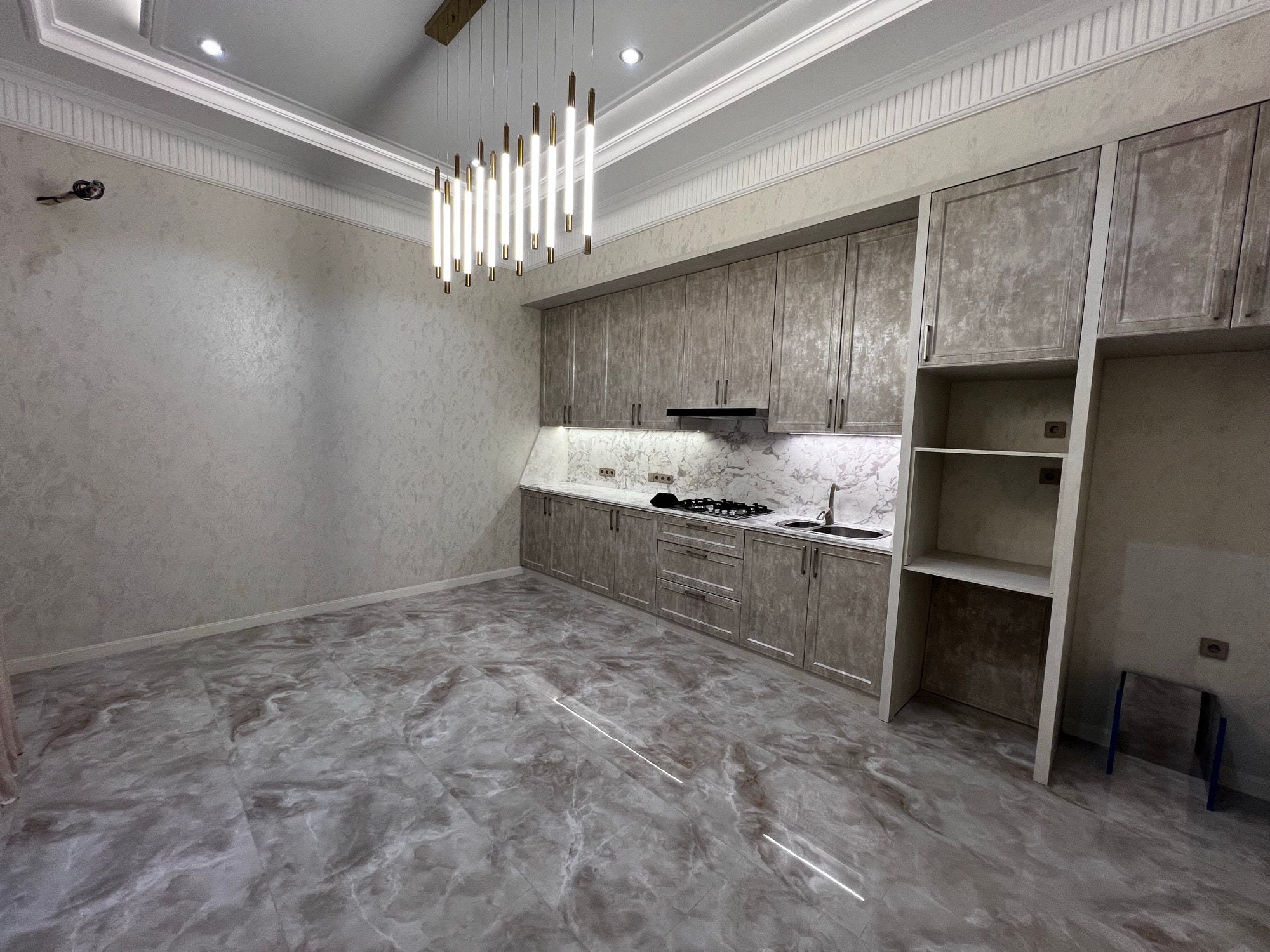 Новый дом 250 м² на участке 2,2 сотки в Мирабадском районе