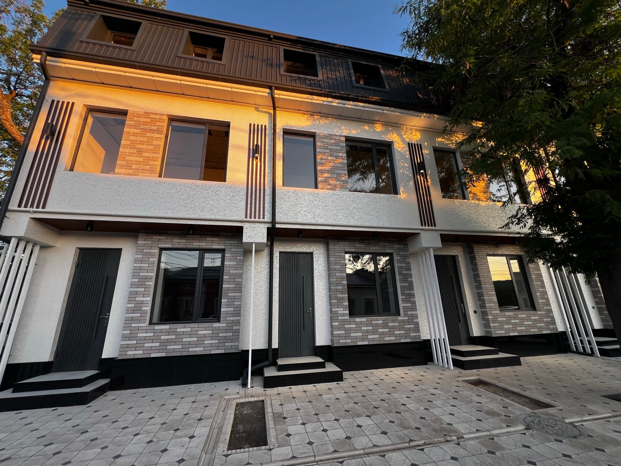 Таунхаус 135 м² с кадастром от застройщика в Мирабадском районе