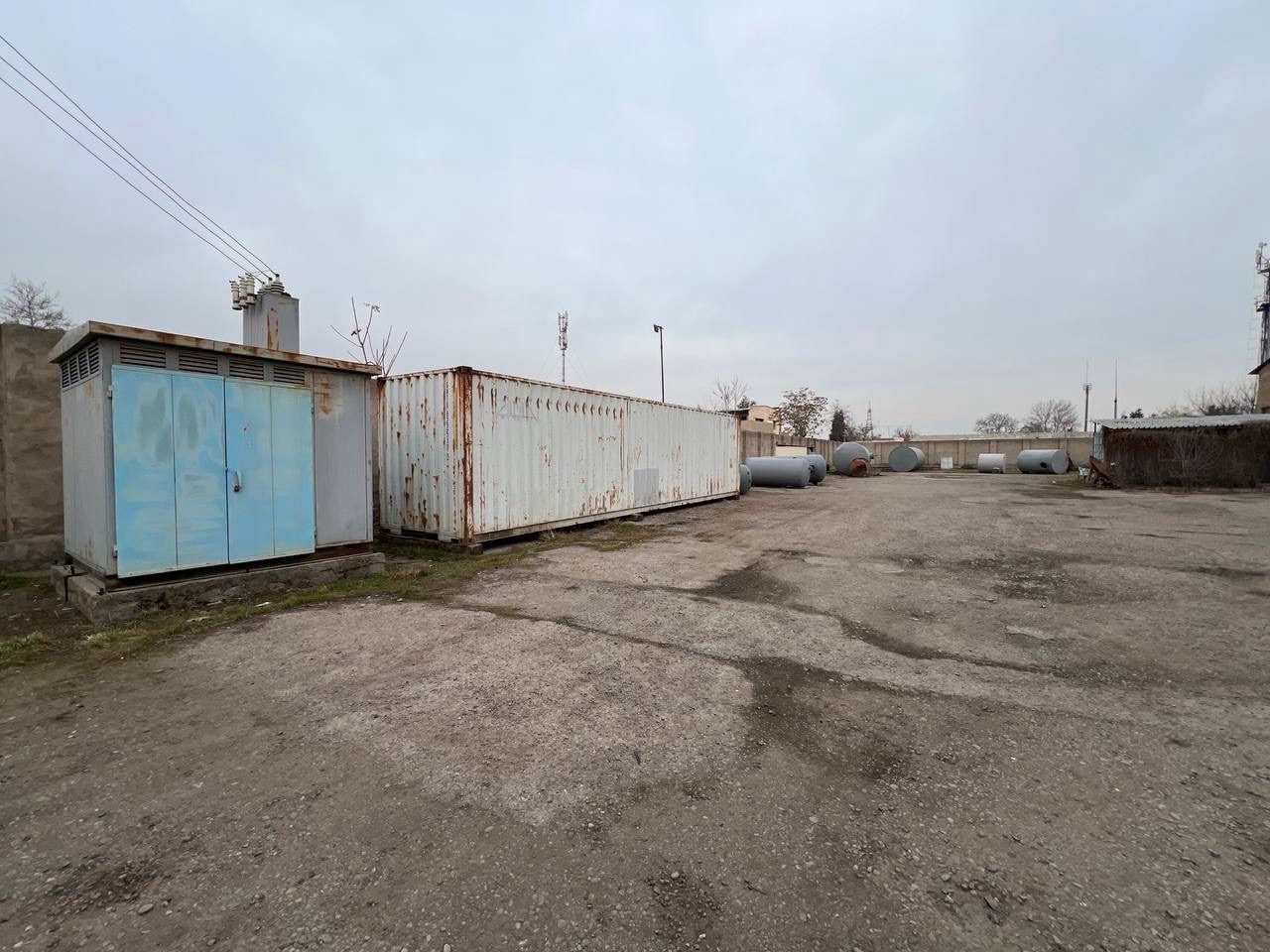 База 60 соток пост Рохат
