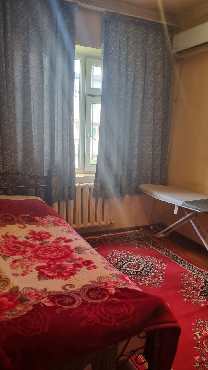 Продается 3/3/4 Кирпичный (+998944270077)